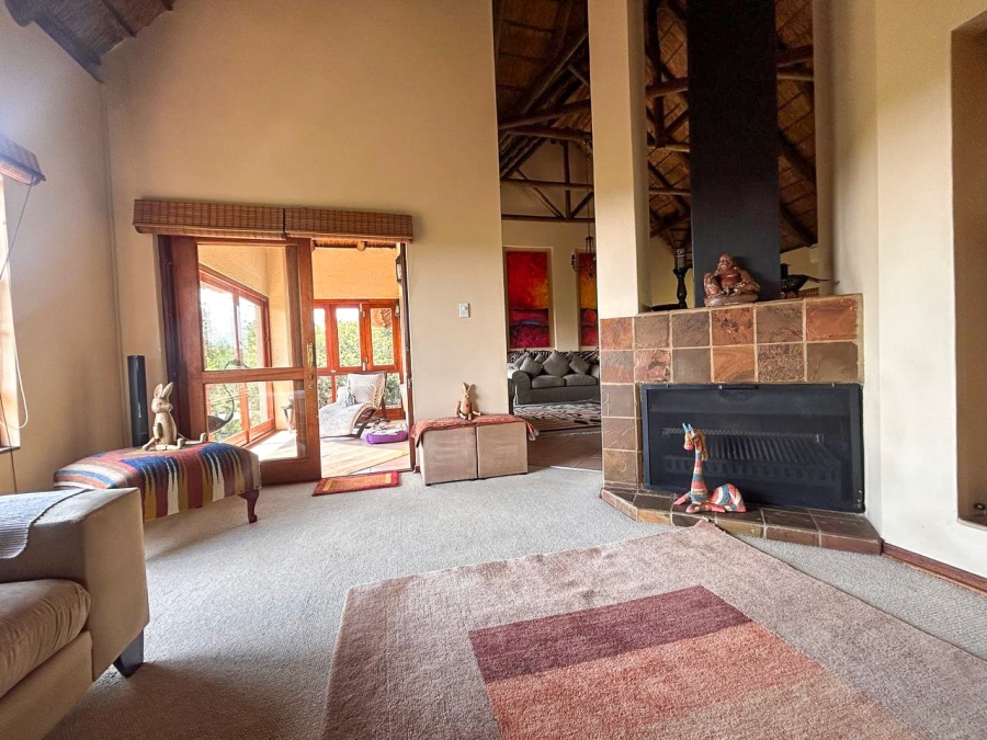 5 Bedroom Property for Sale in Boschenvaal River Front Lodges Free State